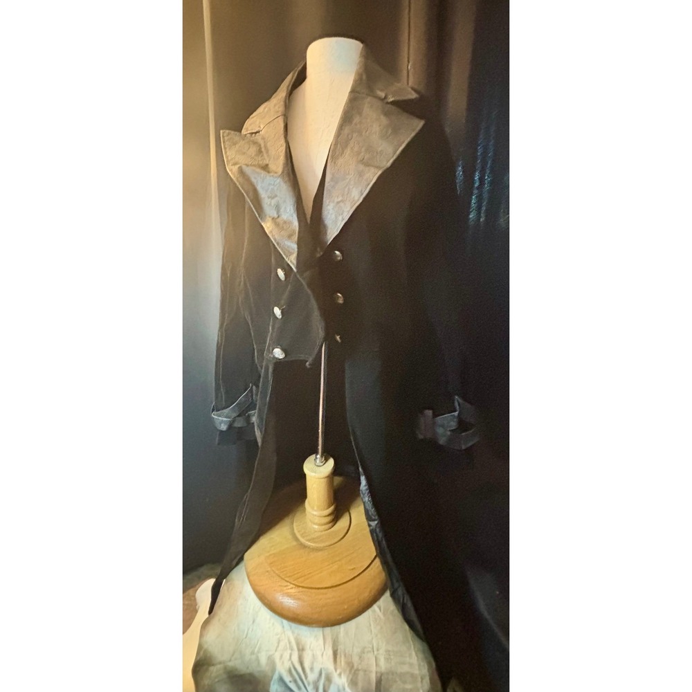 Spirit Halloween Victorian Vampire Jacket Black Velvet Brocade Jabot XL 966678 - Picture 10 of 13